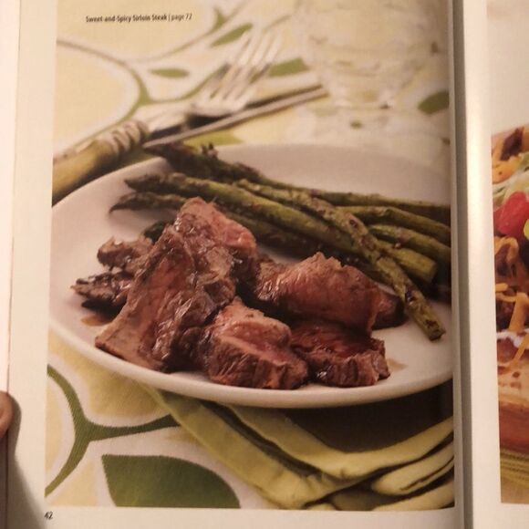 Weight Watchers Quick & Easy Meals Cookbook - Picture 5 of 14